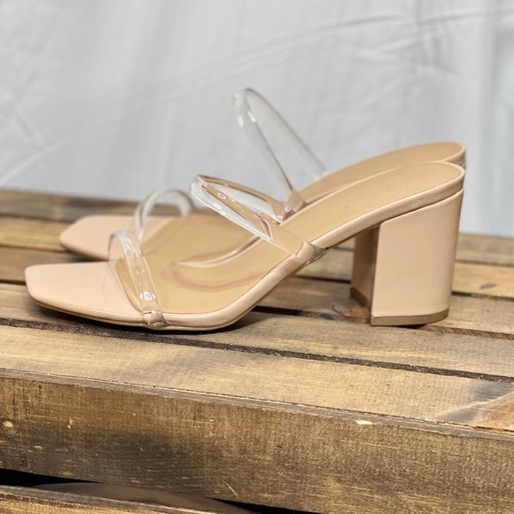Bamboo Going uptown Tan heels Womens 8 - Picture 1 of 5